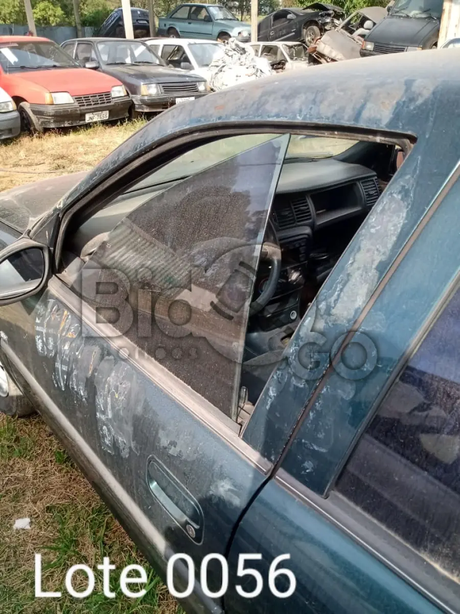 LOTE 056 - SUCATAS AUTOMOTIVAS