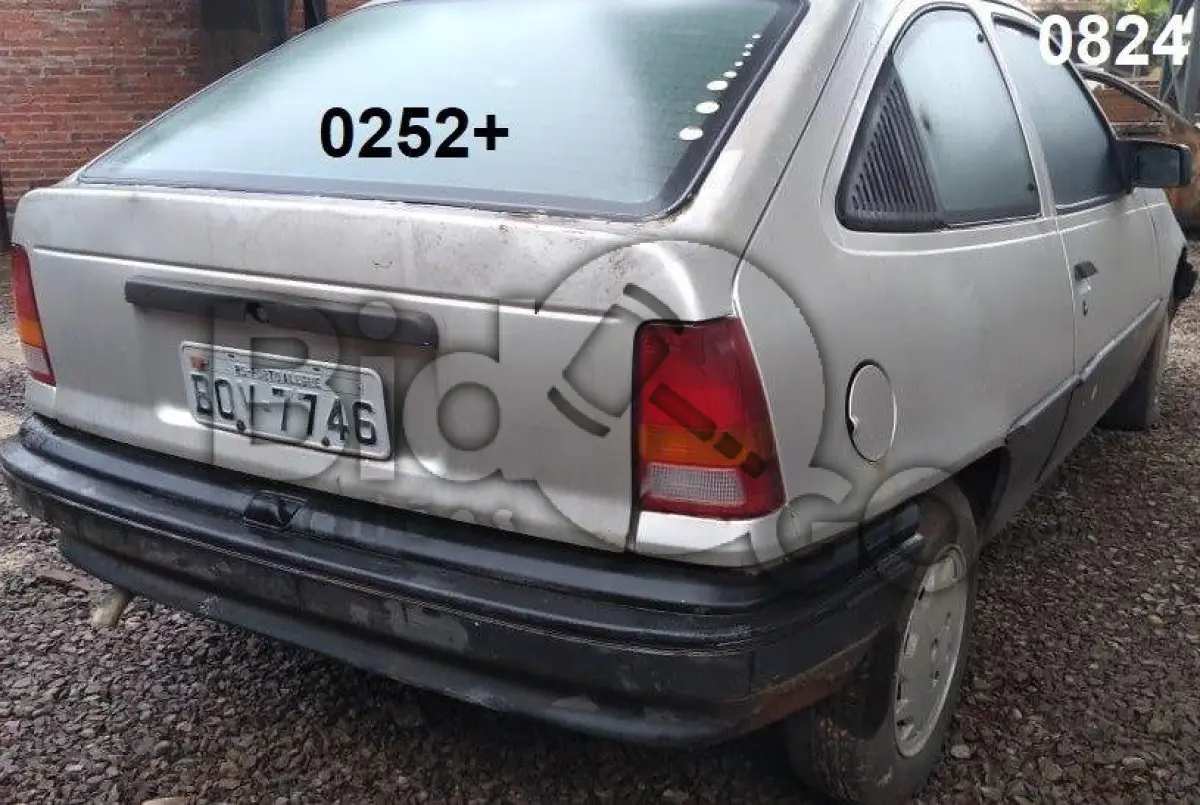 LOTE 252 - SUCATAS AUTOMOTIVAS
