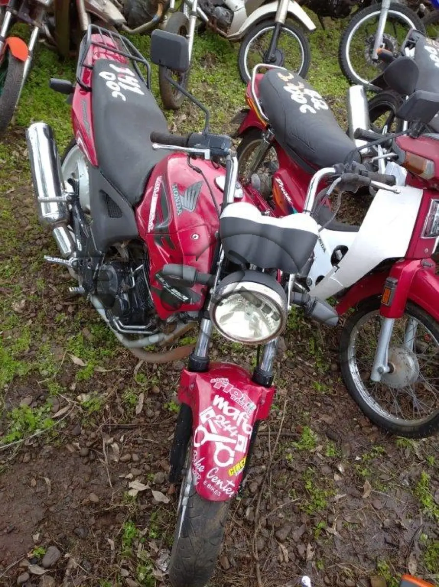 LOTE 141 - HONDA/CBX 250 TWISTER