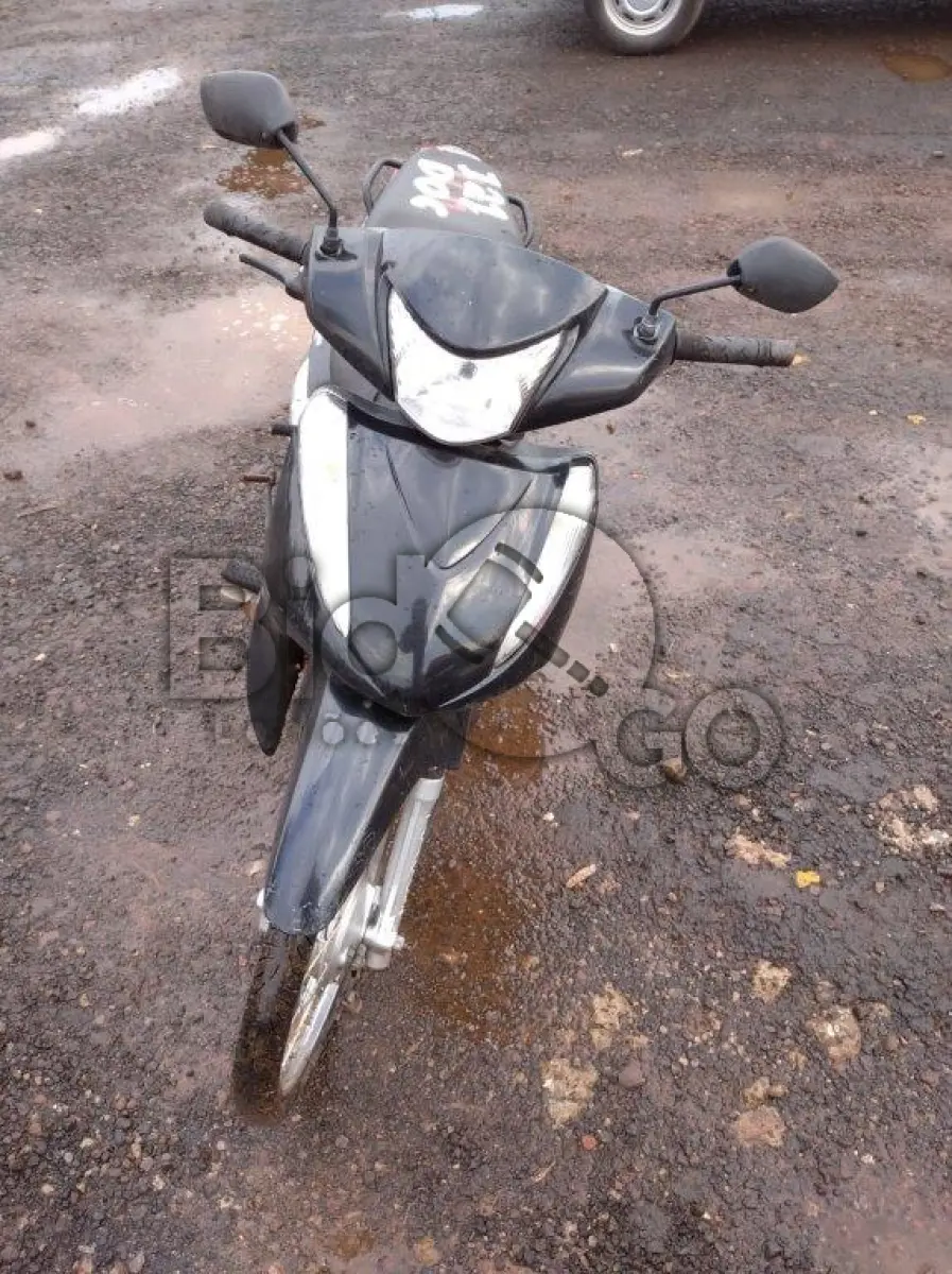 LOTE 121 - HONDA/BIZ 125 ES