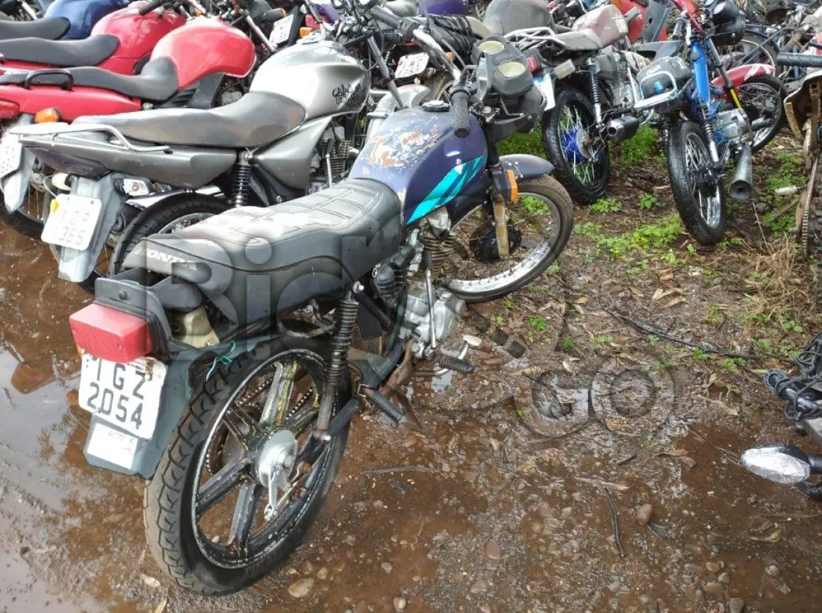 LOTE 117 - HONDA/CG 125 TODAY