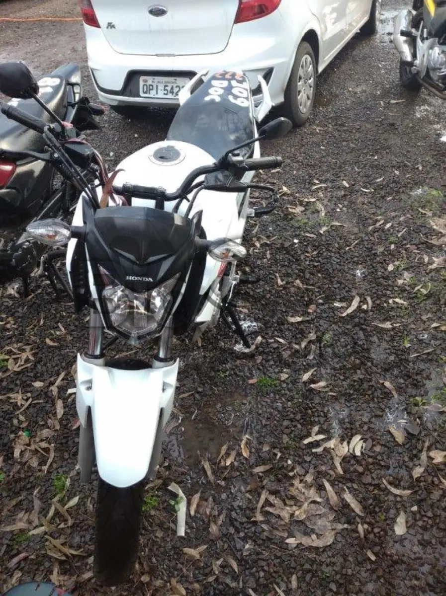LOTE 109 - HONDA/CB 250F TWISTER