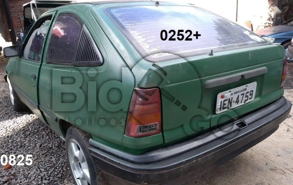 LOTE 252 - SUCATAS AUTOMOTIVAS