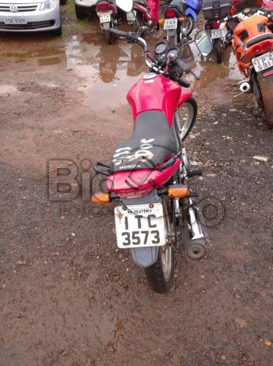 LOTE 111 - HONDA/CG 125 FAN KS
