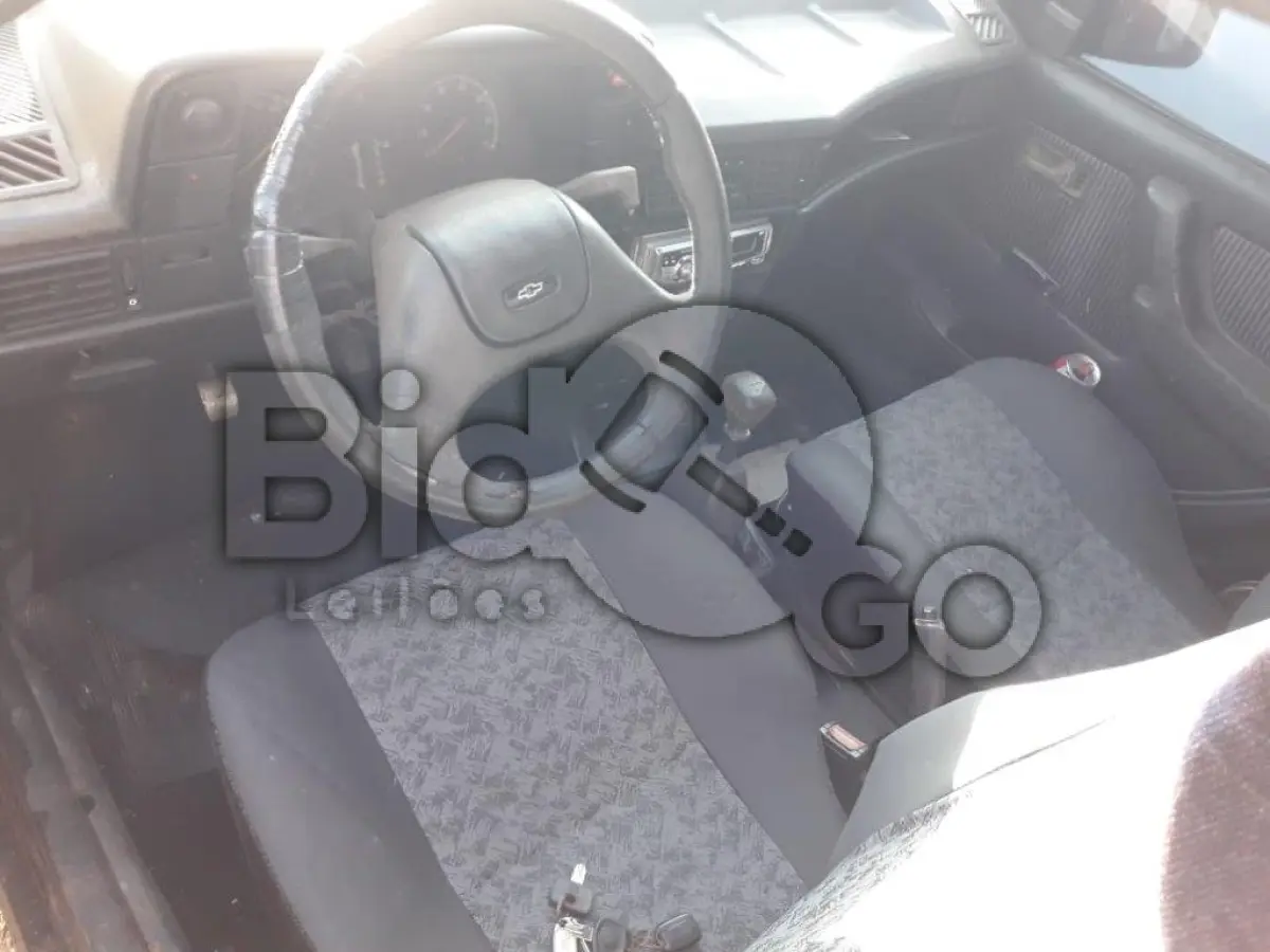 LOTE 174 - GM/KADETT SL/E
