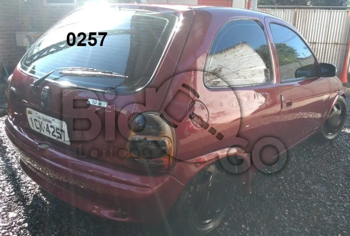 LOTE 257 - GM/CORSA WIND