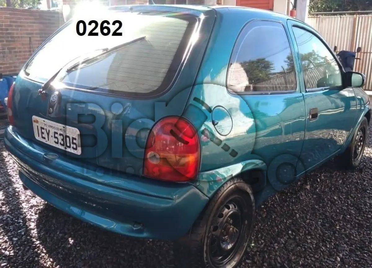 LOTE 262 - GM/CORSA WIND
