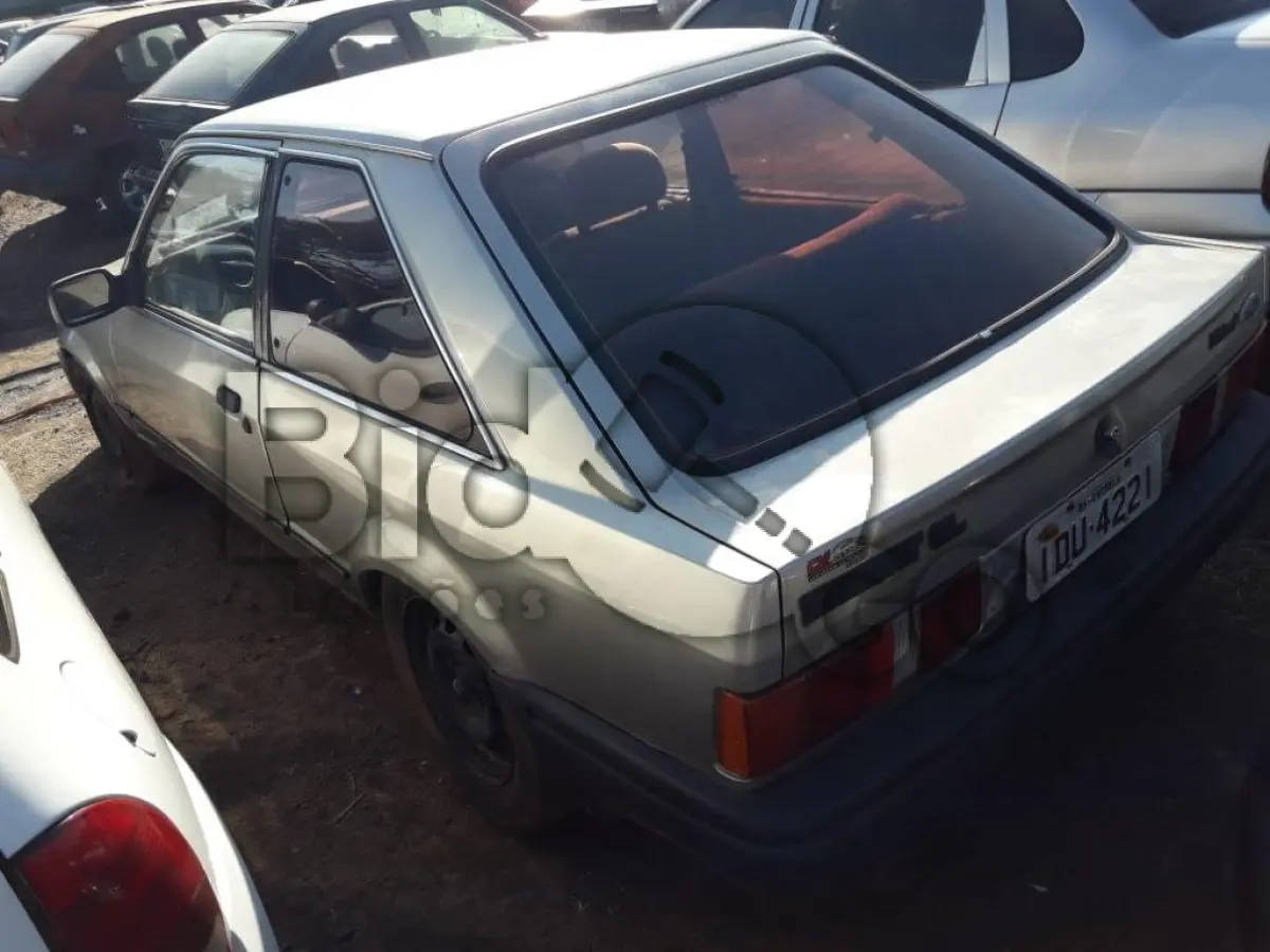 LOTE 179 - FORD/ESCORT GL