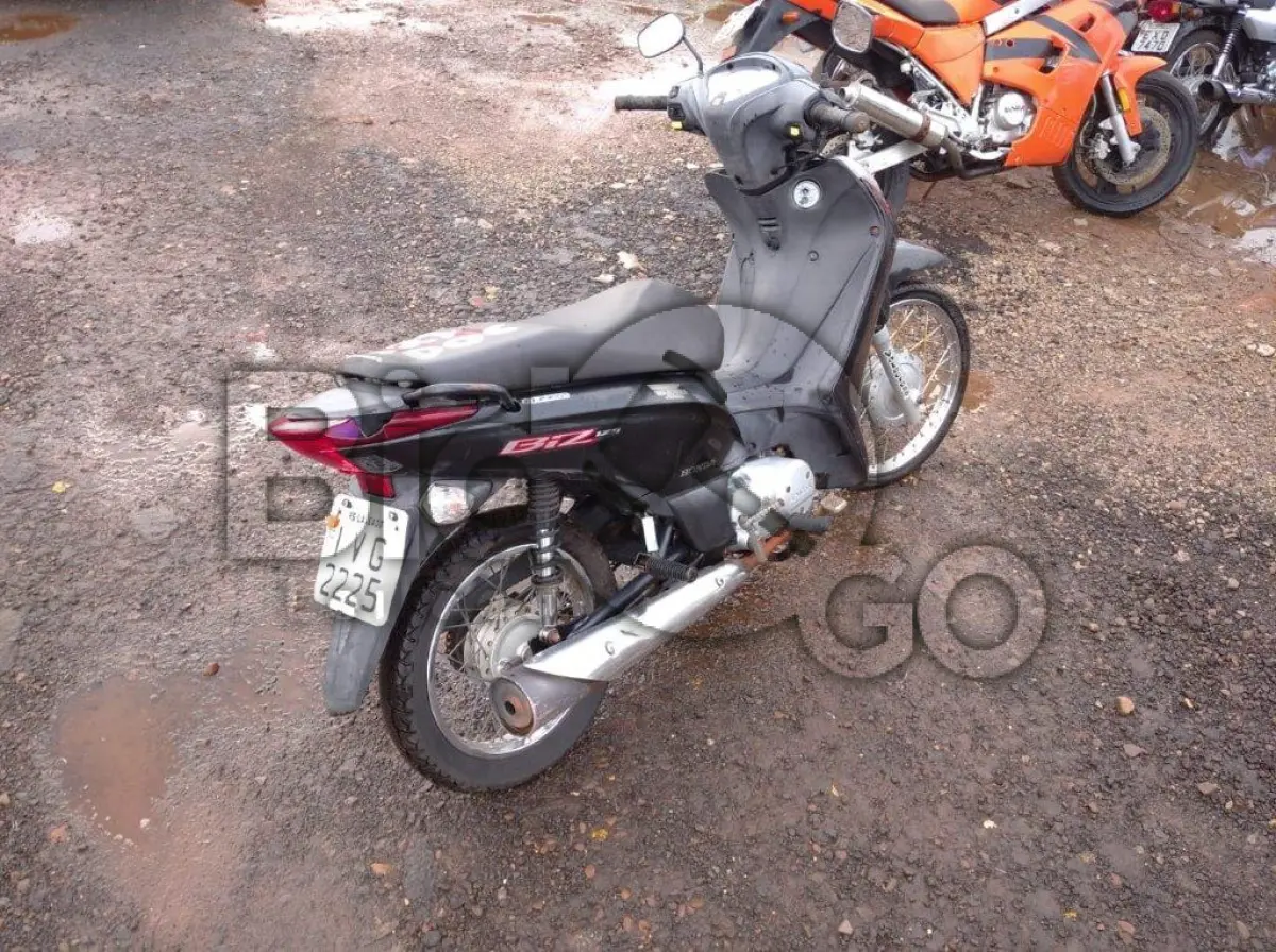 LOTE 121 - HONDA/BIZ 125 ES