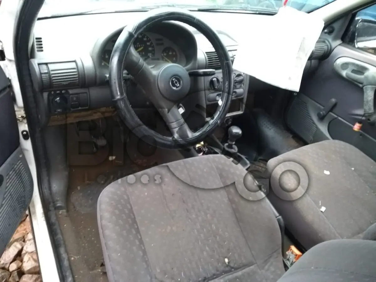 LOTE 267 - SUCATAS AUTOMOTIVAS
