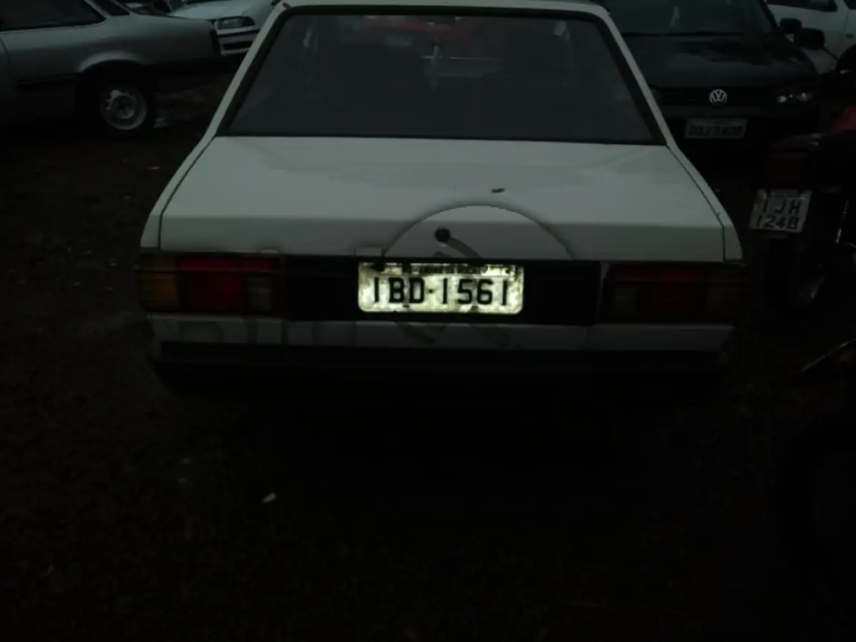 LOTE 310 - VW/VOYAGE CL