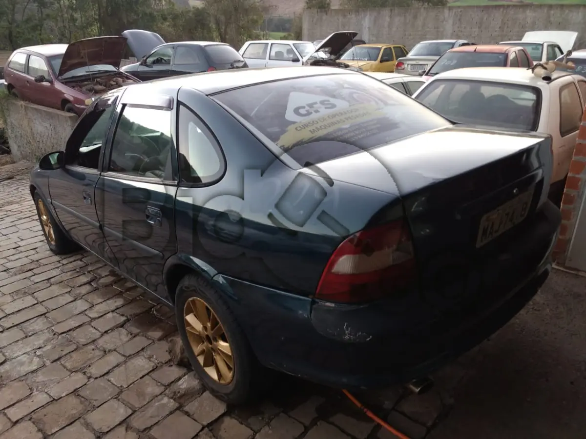 LOTE 229 - GM/VECTRA GL