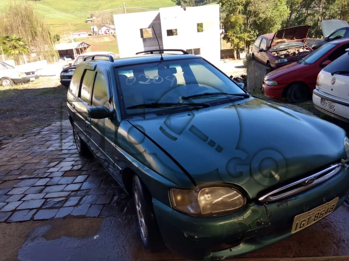 LOTE 204