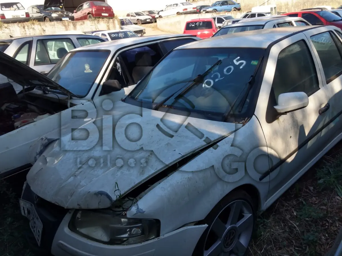 LOTE 205 - SUCATAS AUTOMOTIVAS