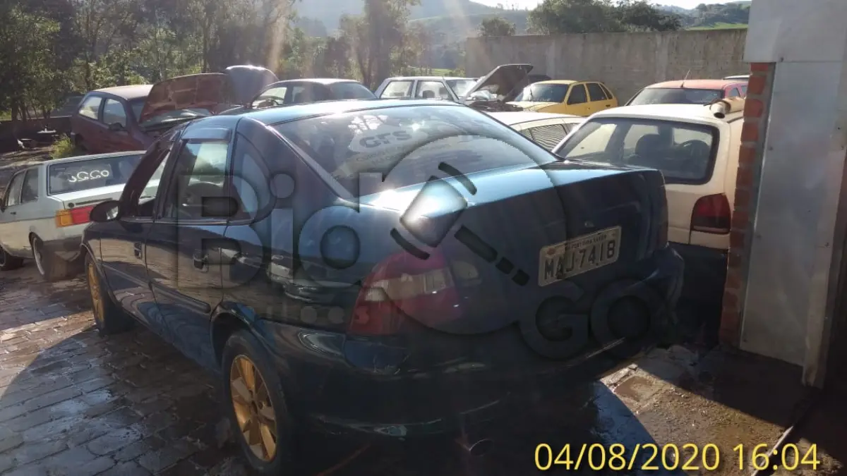 LOTE 229 - GM/VECTRA GL