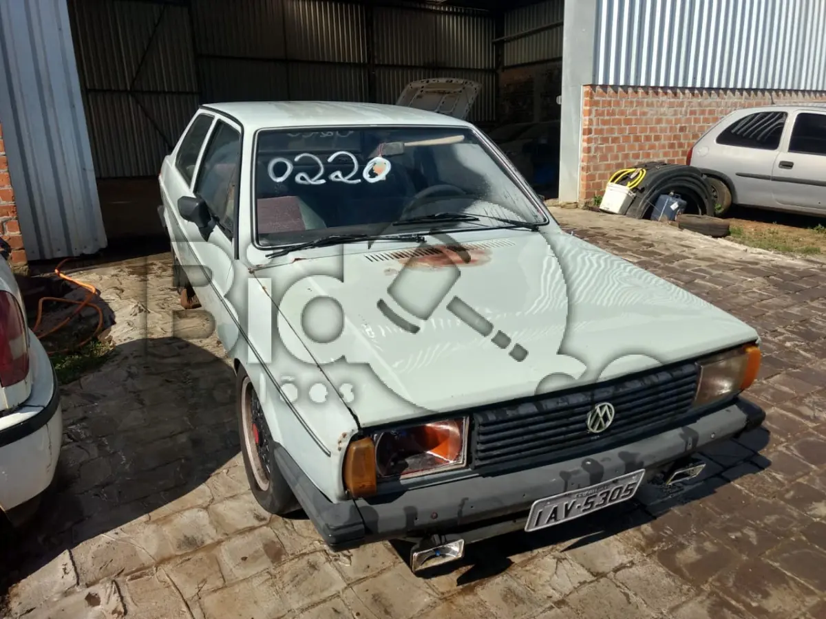 LOTE 220 - VW/VOYAGE LS