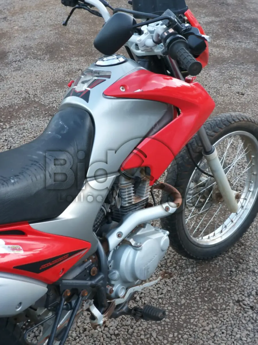 LOTE 236 - HONDA/NXR150BROS MIX ESD