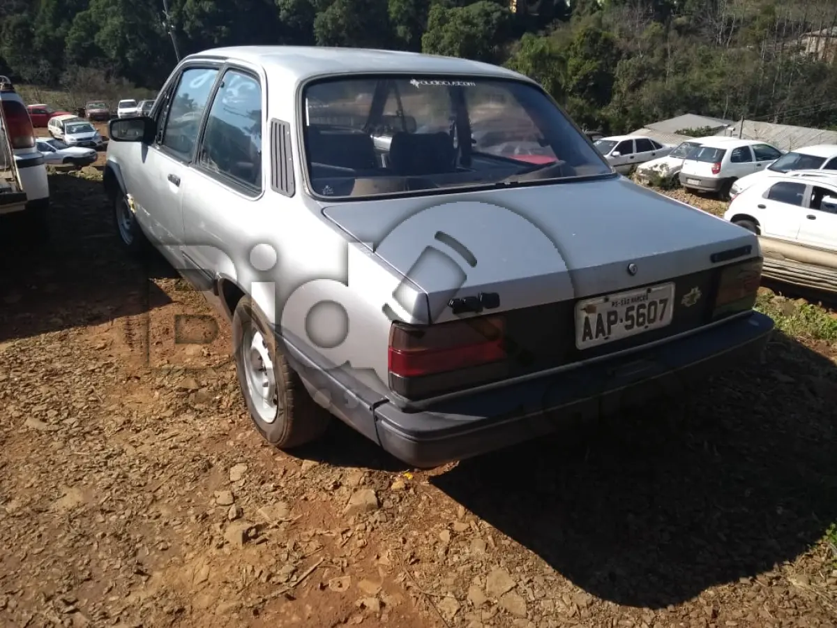 LOTE 308 - GM/CHEVETTE DL