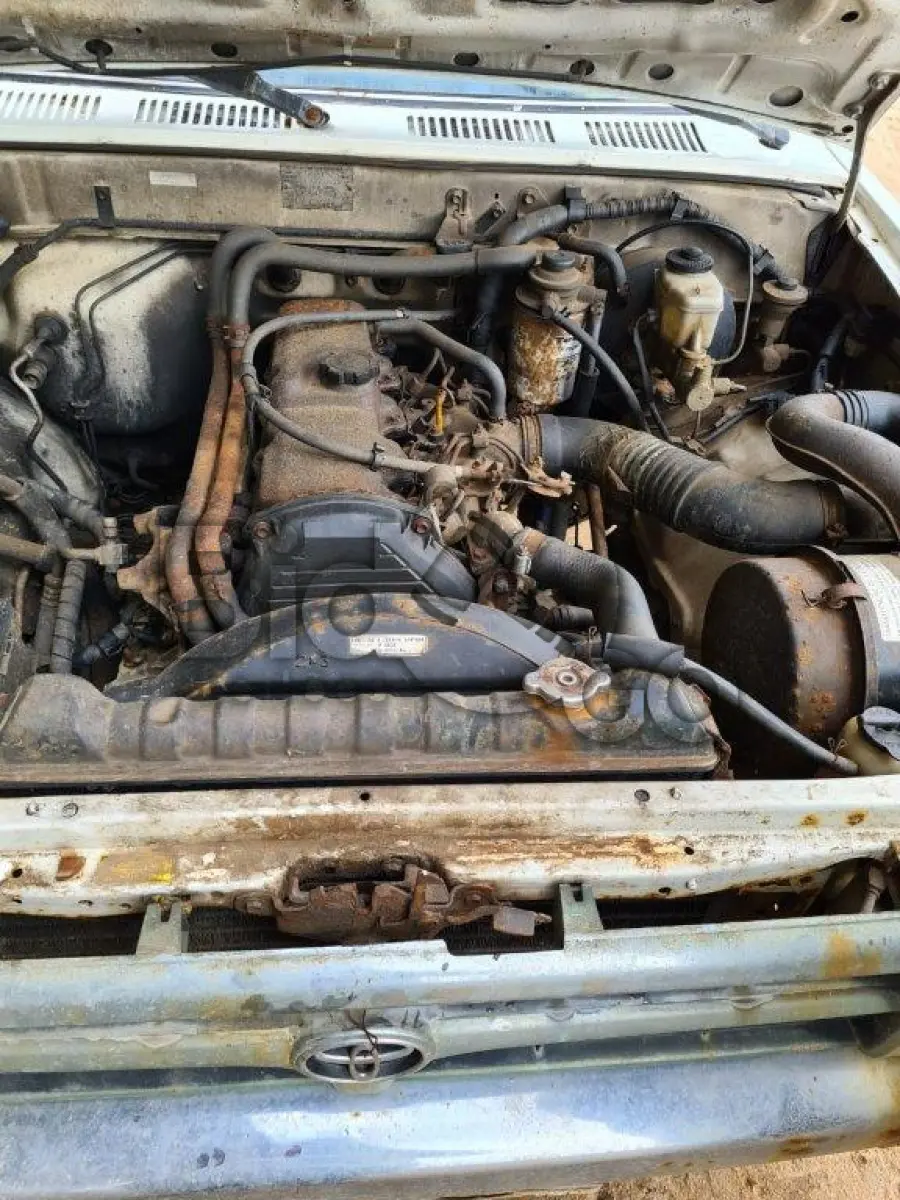 LOTE 006 - IMP/TOYOTA HILUX 4X2 CD, Fab/Mod: 1996/1997