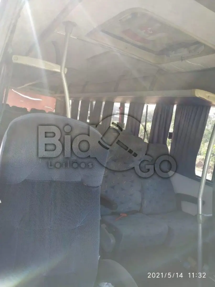 LOTE 001 - MICRO ÔNIBUS MARCOPOLO VOLARE V8 MO, 20 PAS,