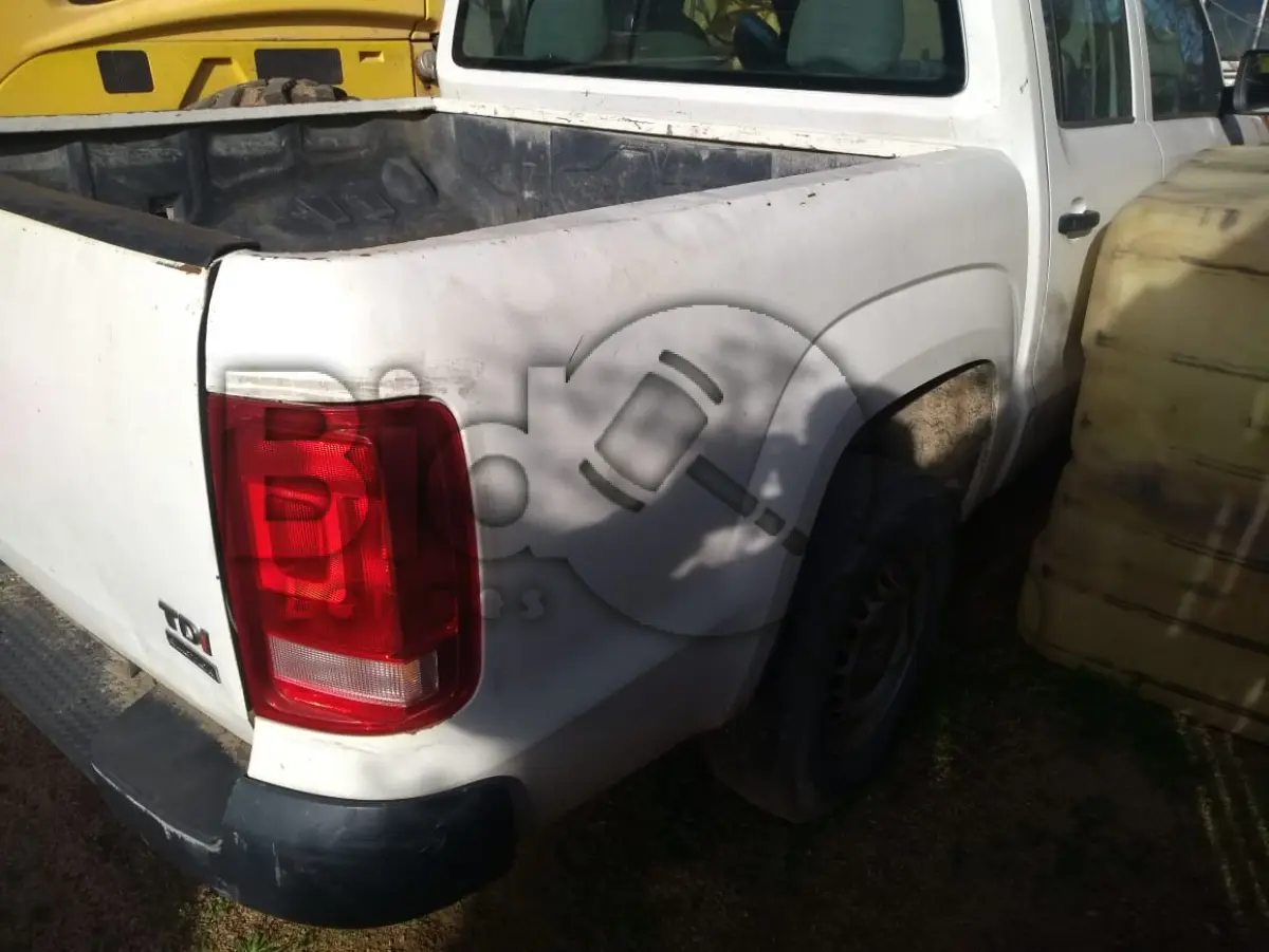 LOTE 013 - CAMINHOTE/AMAROK/CABINE DUPLA, 4X4, ANO 2012