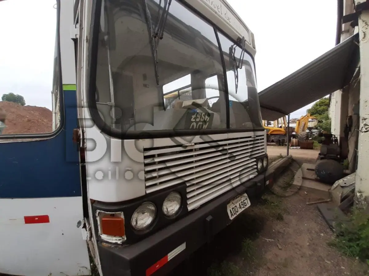 LOTE 012 - MOTOR-CASA/ONIBUS Ano/modelo: 1983/1983