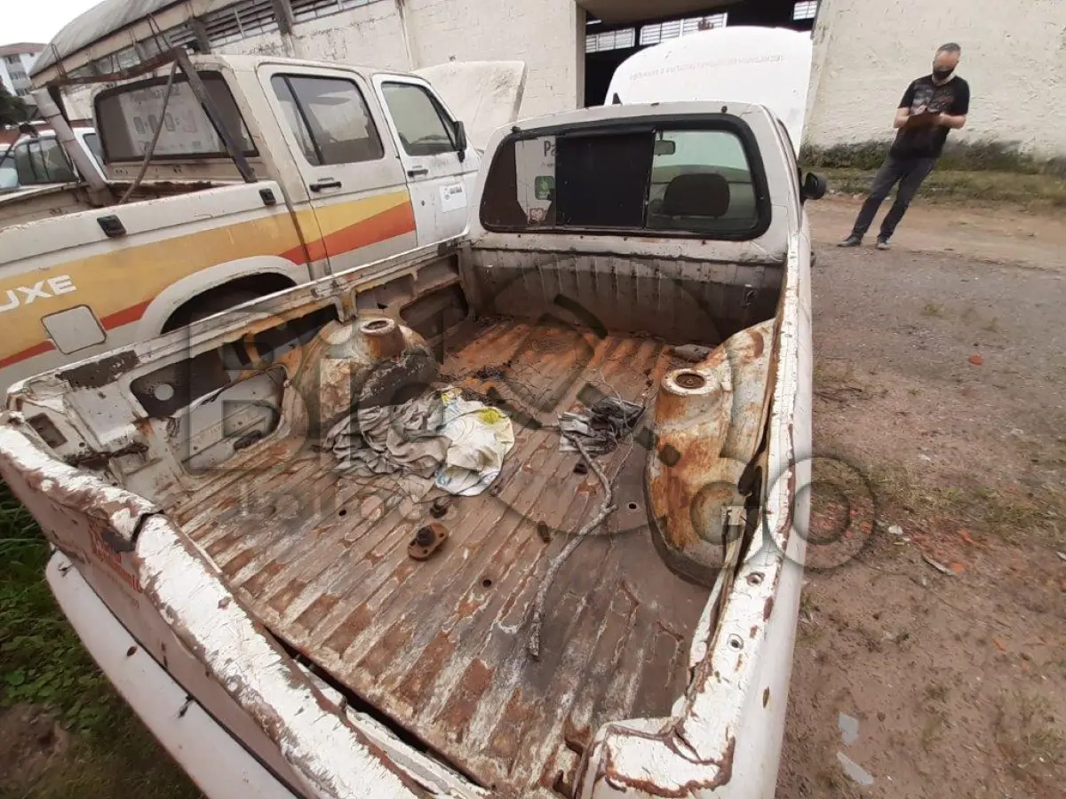 LOTE 010 - CAMINHONETE VW/SAVEIRO 1.6 Ano/modelo: 2008/2008
