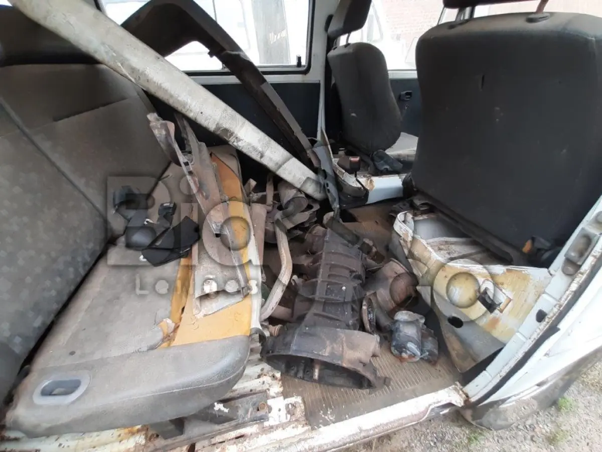 LOTE 004 - CAMIONETA VW/KOMBI Ano/modelo: 2008/2008