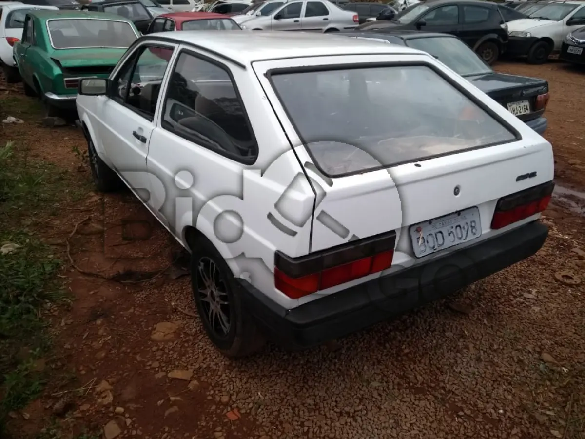 LOTE 272 - SUCATAS AUTOMOTIVAS