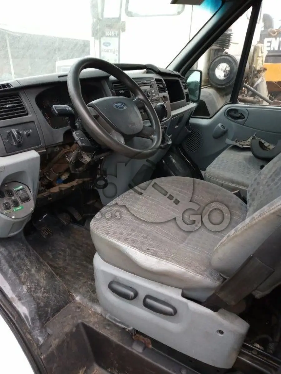 LOTE 003 - AMBULÂNCIA I/FORD TRANSIT 350L TA