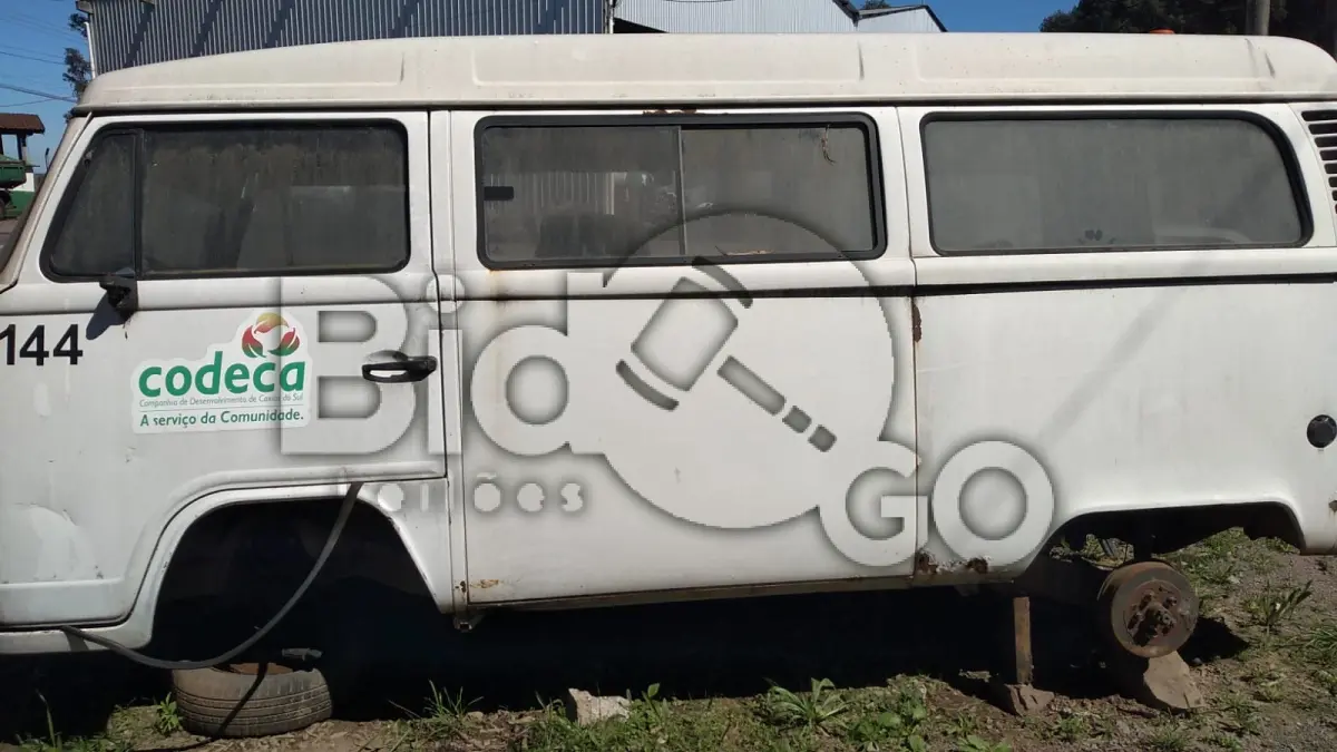 LOTE 016 - Camioneta VW/KOMBI, Ano/modelo: 2006/2007