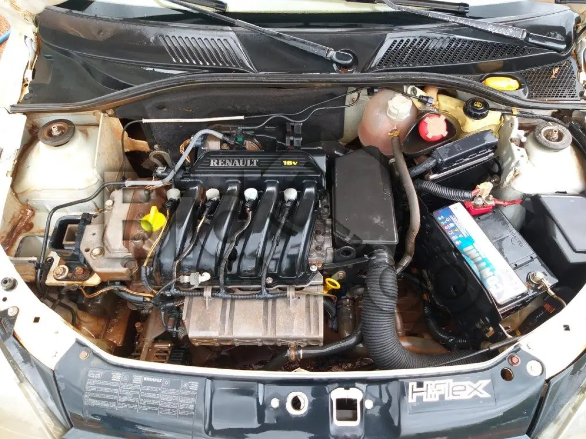 LOTE 002 - RENAULT CLIO - ANO 2007