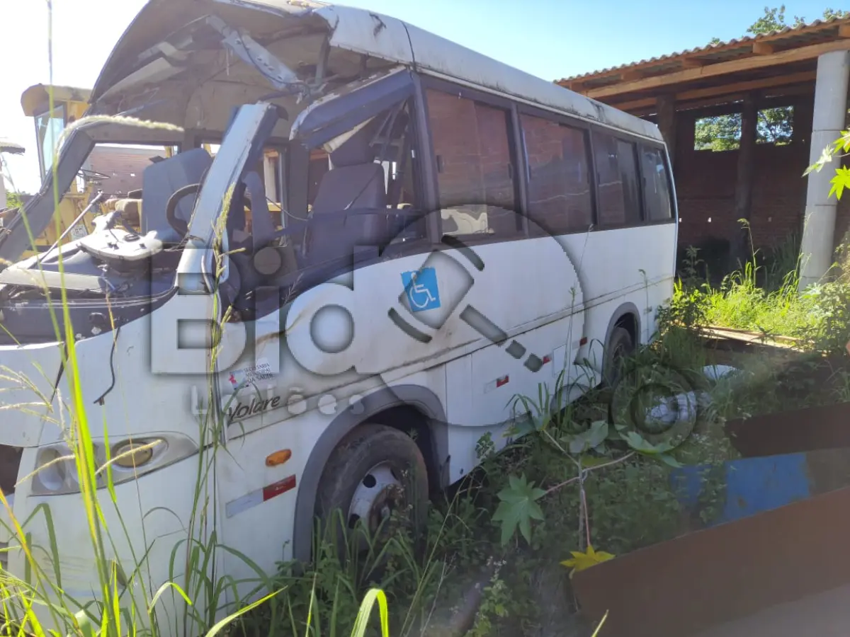 LOTE 008 - MARCOPOLO VOLARE/MICROONIBUS 16 PASSAGEIROS, ANO/MODELO 2010