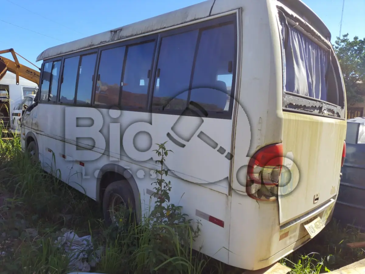 LOTE 008 - MARCOPOLO VOLARE/MICROONIBUS 16 PASSAGEIROS, ANO/MODELO 2010