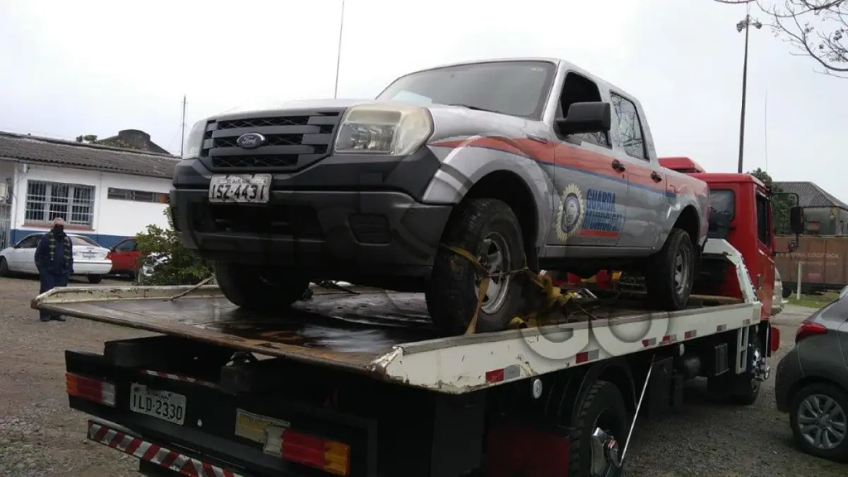 LOTE 010 - Caminhonete I/FORD RANGER XL 13P, Ano/modelo: 2011/2012