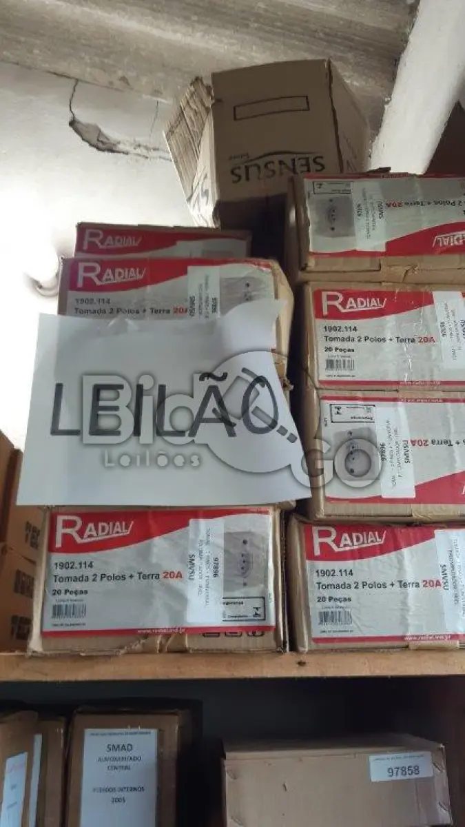 LOTE 028 - MATERIAIS ELÉTRICOS