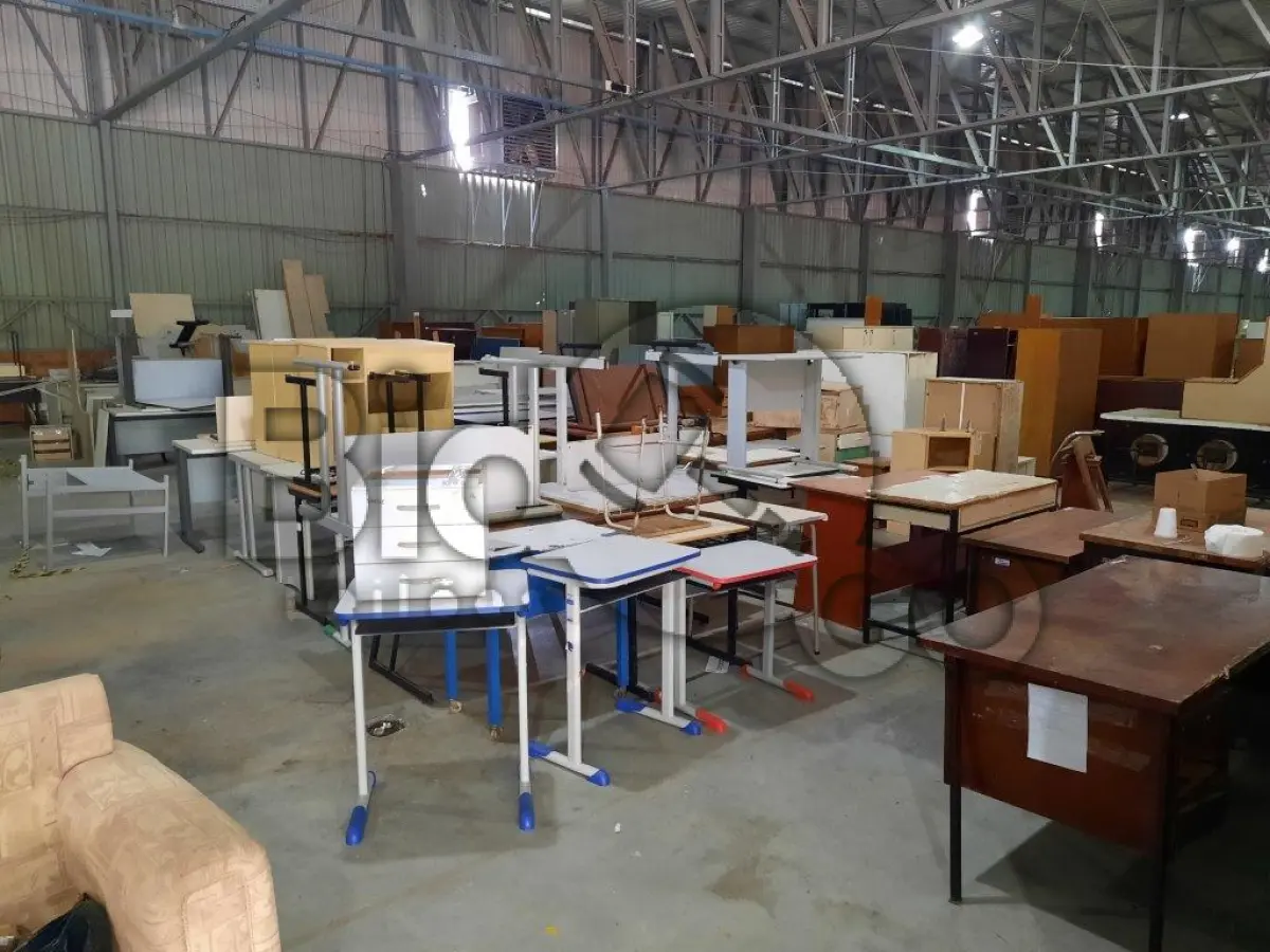 LOTE 006 - Mobiliário em geral