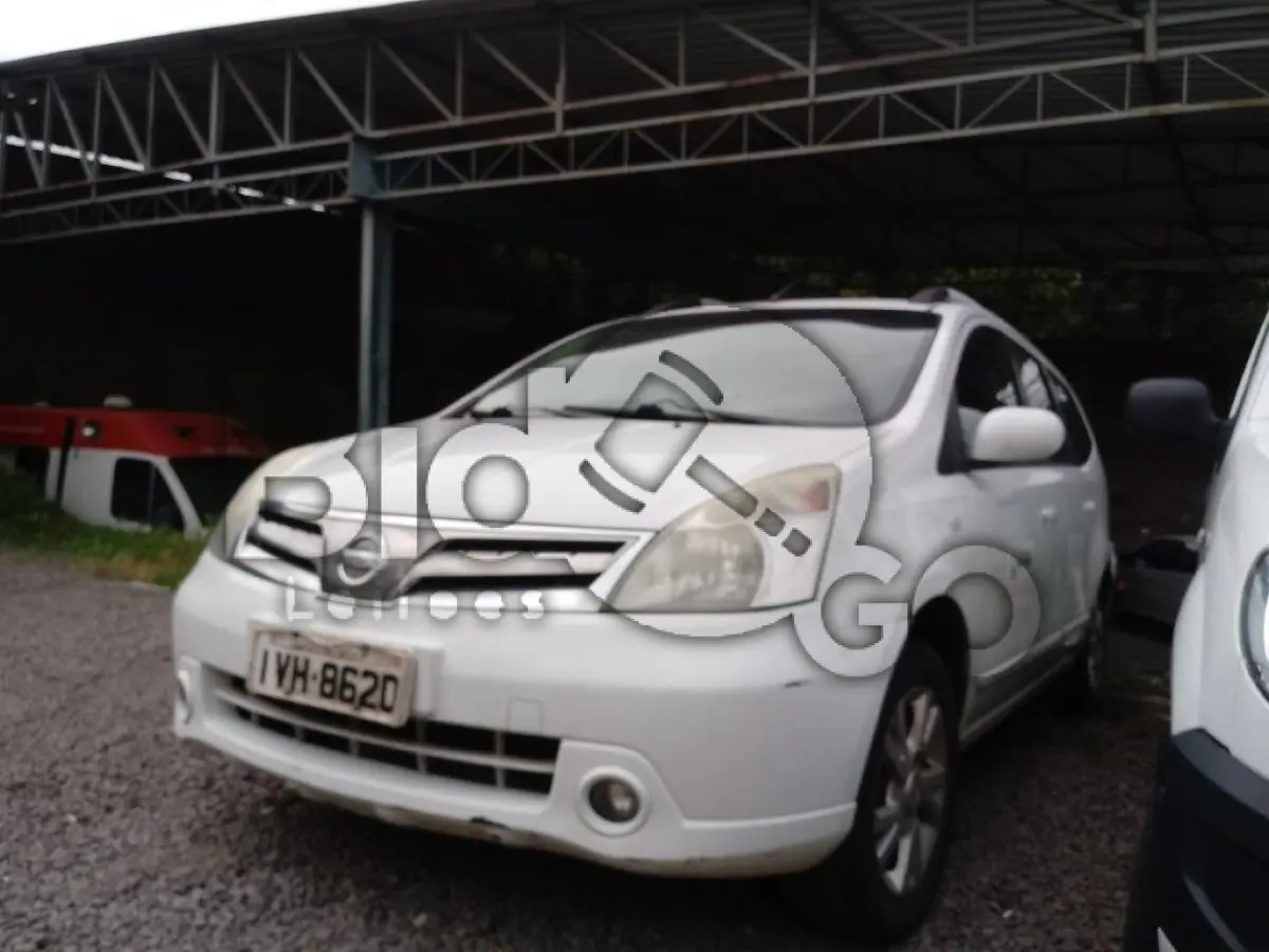 LOTE 008 - Automóvel NISSAN/GRAND LIVINA 18S, Ano/modelo: 2013/2014