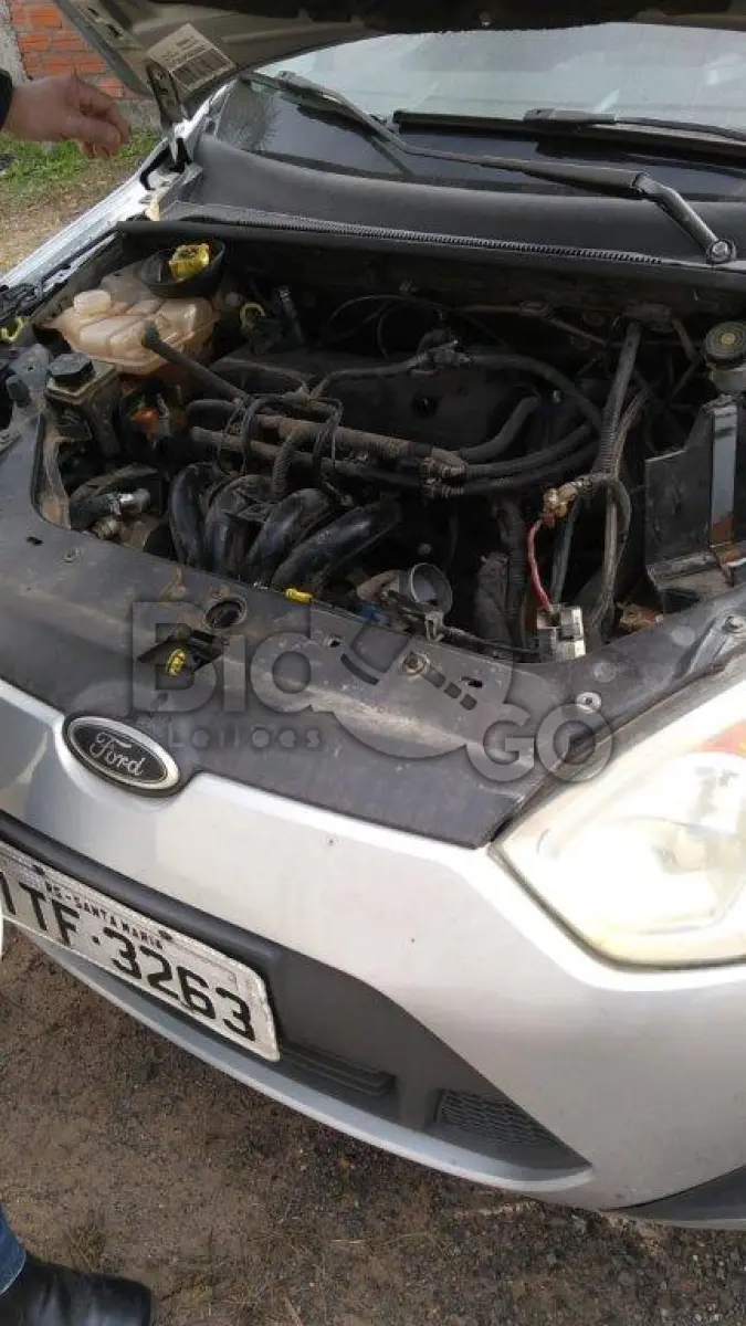 LOTE 006 - Automóvel FORD/FIESTA SEDAN1.6FLEX, Ano/modelo: 2012/2013