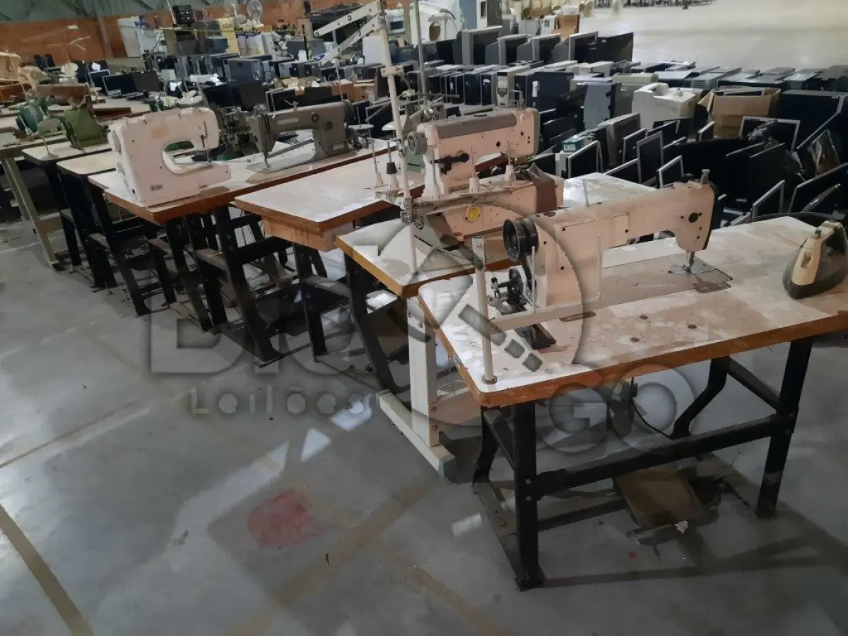 LOTE 005 - Maquinas de costuras diversas