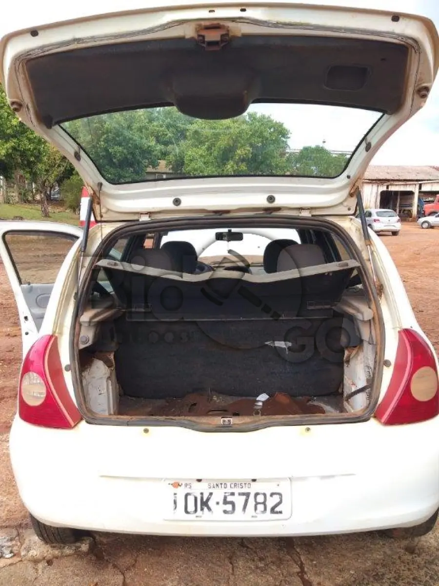 LOTE 002 - RENAULT CLIO - ANO 2007