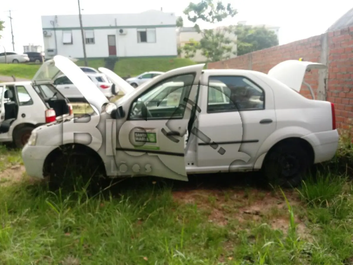 LOTE 002 - Automóvel RENAULT/LOGAN EXP 16, Ano/modelo: 2010/2010