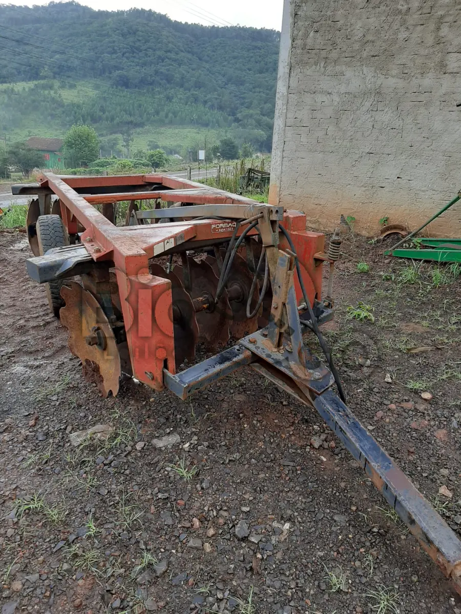 LOTE 027 - GRADE ARADORA MARCA FORMAC 14 DISCOS