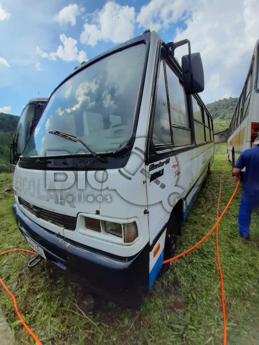 LOTE 008 - ONIBUS AGRALE/MPOLO SENIOR GVUO, 34 Lugares, Fabricação/Modelo: 1999/1999, 