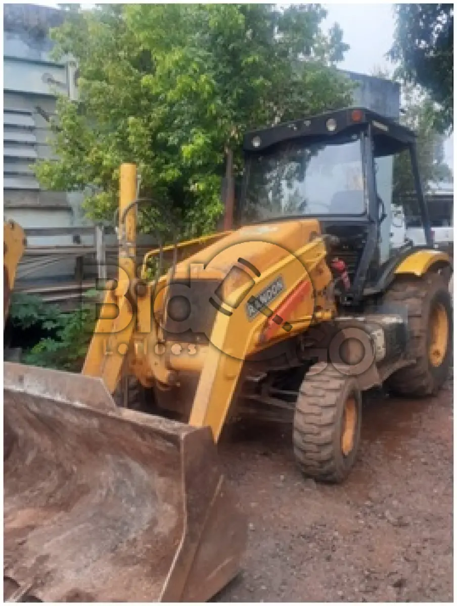 LOTE 010