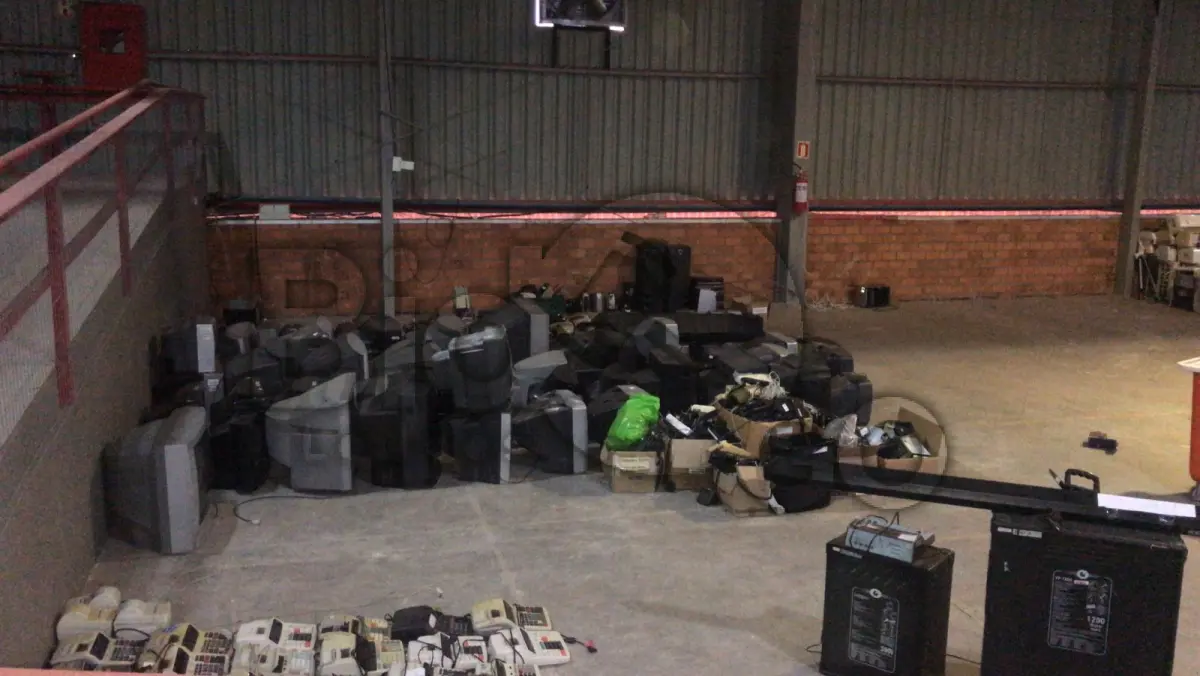 LOTE 007 - Equipamentos Eletroeletrônicos