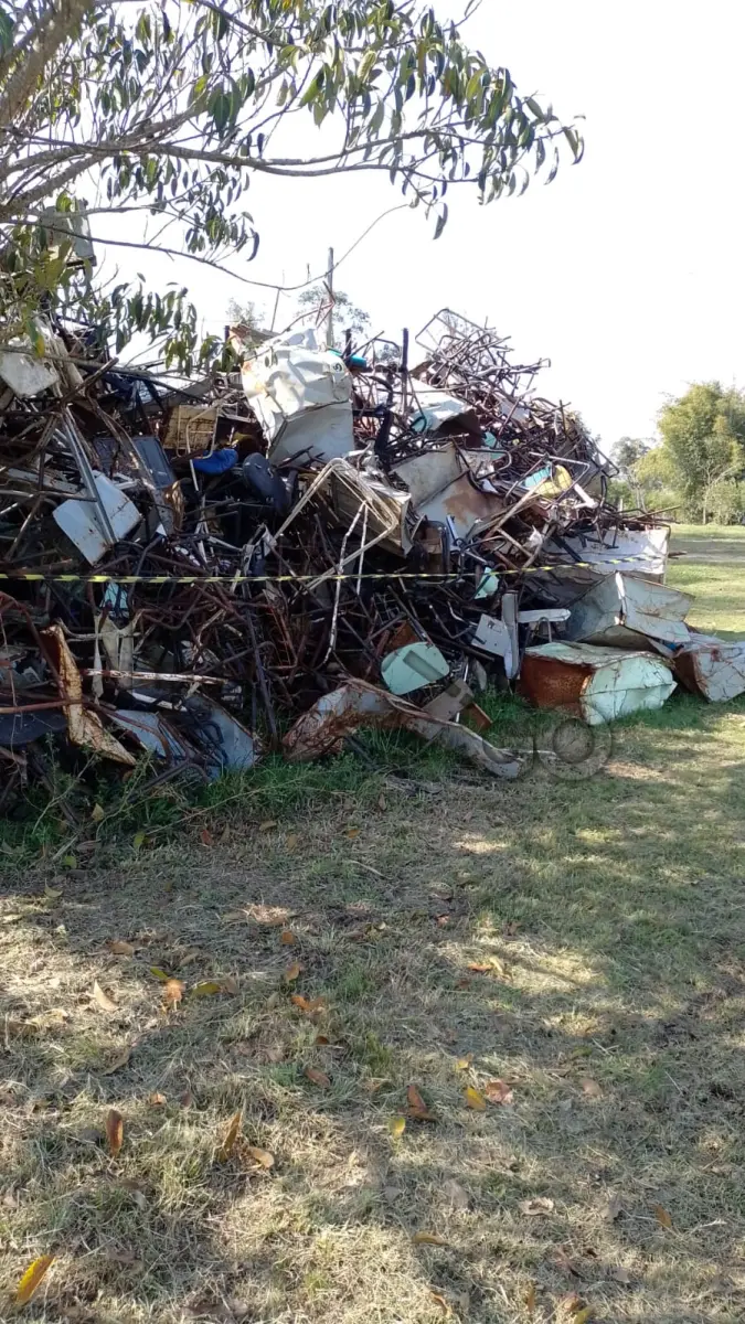 LOTE 024 - SOMENTE SUCATA