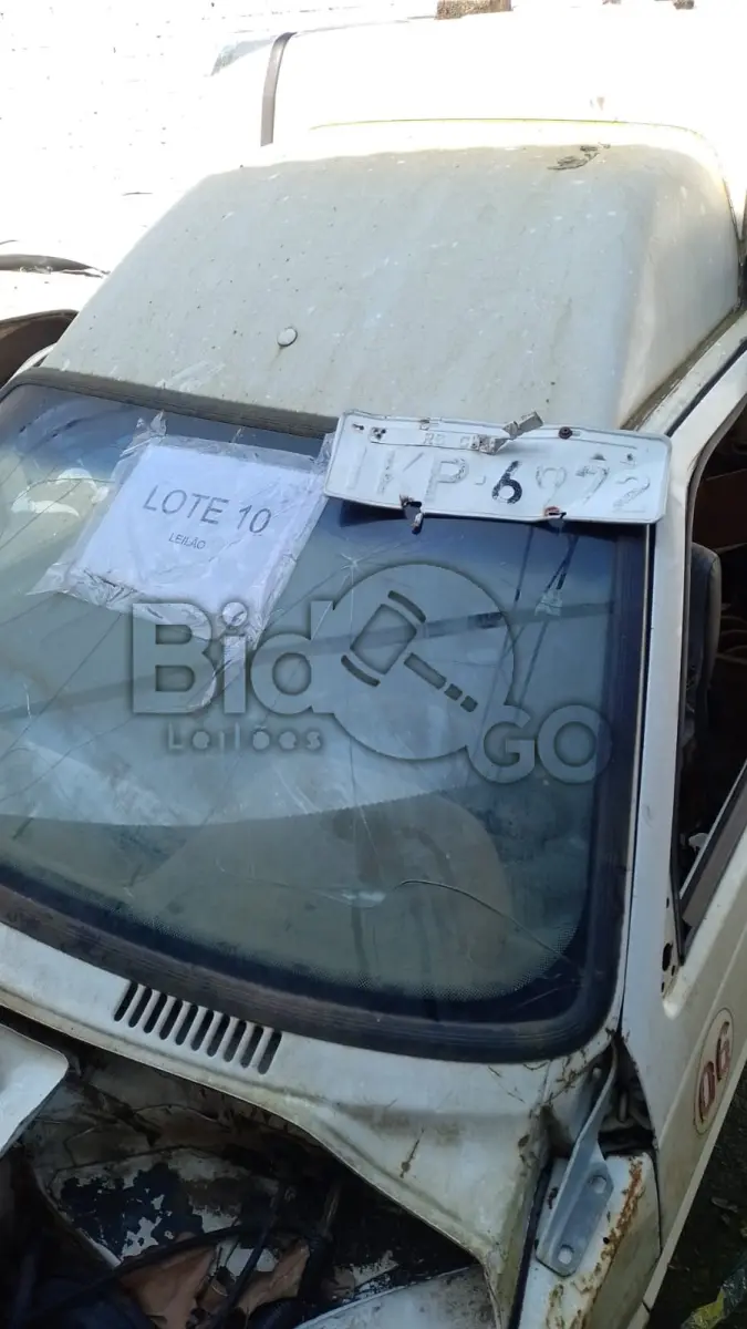 LOTE 010 - Fiat, MOD. Fiorino furgão, ano 2002