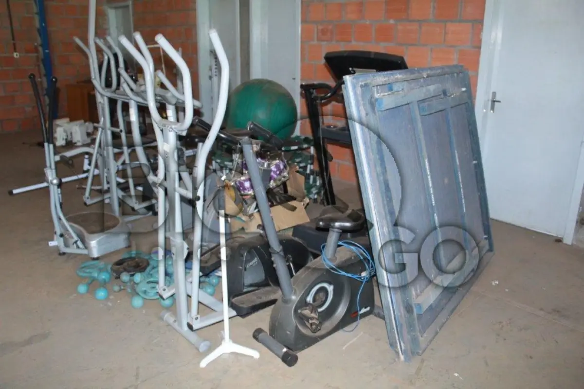 LOTE 011 - Lote de Equipamentos para academia de Ginastica