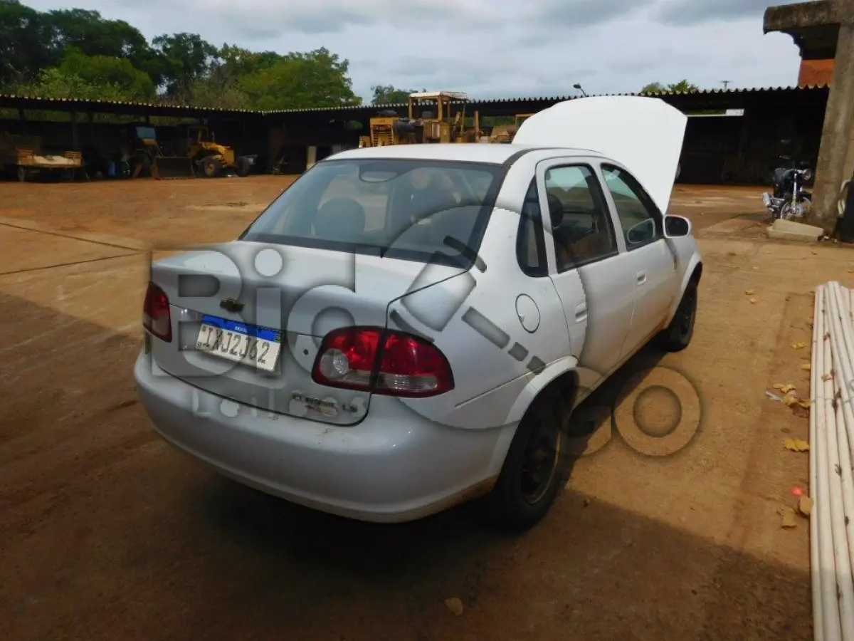 LOTE 005 - AUTOMÓVEL I/CHEVROLET CLASSIC LS, Ano/modelo: 2016/2016